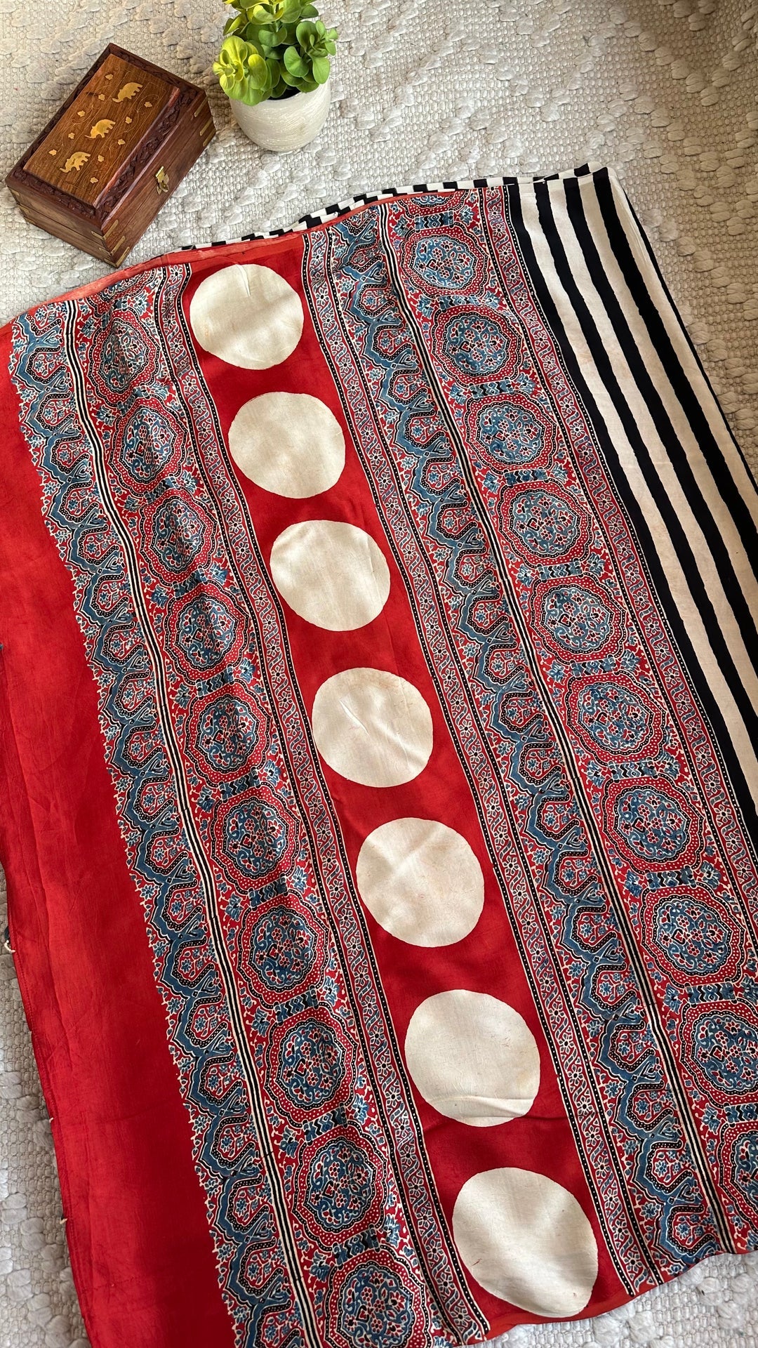 BEST SELLING-PREMIUM MODAL SILK SAREE