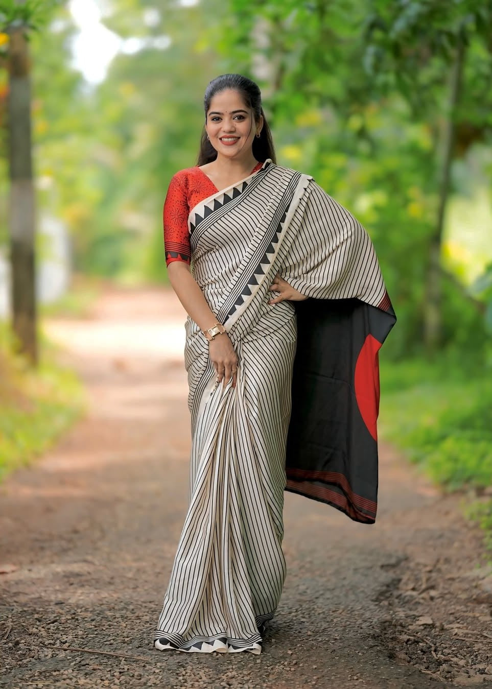 LAL TIKA-PREMIUM MODAL SILK SAREE