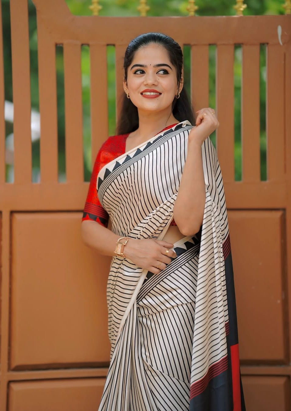 LAL TIKA-PREMIUM MODAL SILK SAREE