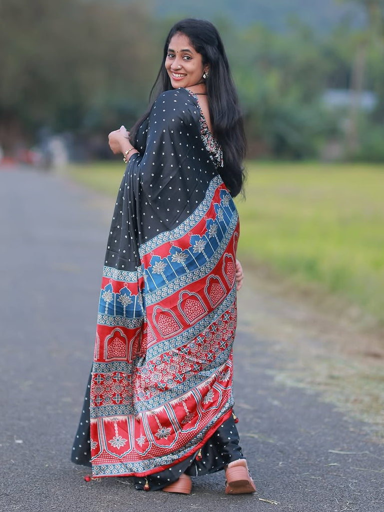 KALI KALI ZULFON PE-PREMIUM MODAL SILK SAREE