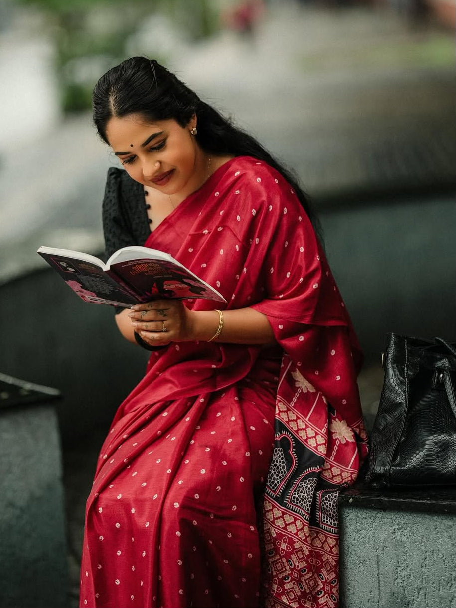 TERE NAAL RHNA PREMIUM MODAL SILK SAREE