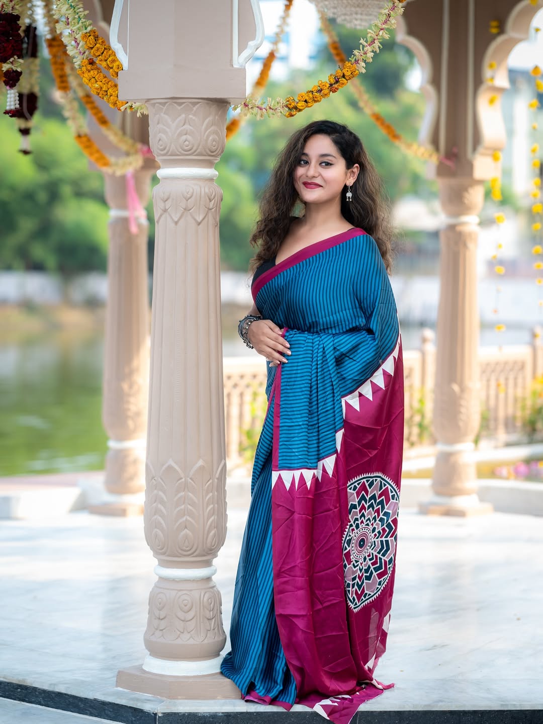 AAKHIYON SE BASA LU-PREMIUM MODAL SILK SAREE