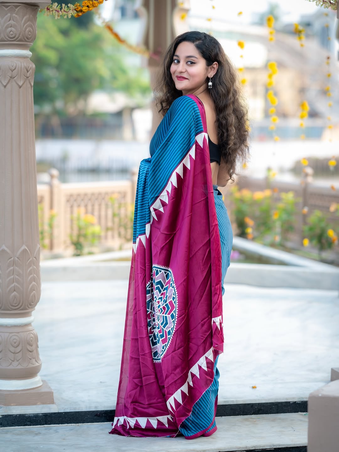 AAKHIYON SE BASA LU-PREMIUM MODAL SILK SAREE